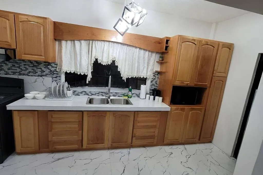 Adorable Arouca 1Bdr Apartment