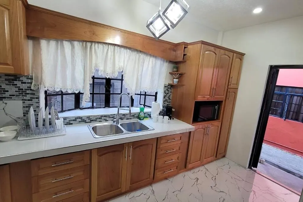 Adorable Arouca 1Bdr Apartment 0*,